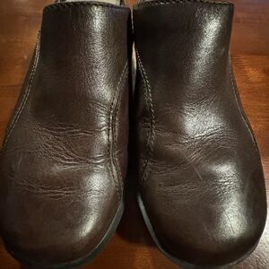 Clarks Brown Leather Mules Flats Slip On Comfort Shoes Womens Size 6 M